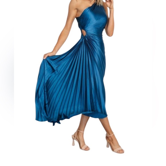 NWT $100 Dress Forum Green Formal  Dress with pleats one shoulder size M - Picture 8 of 11